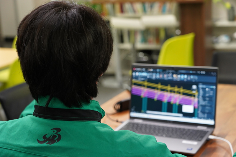 CADソフトで図面を作成する様子